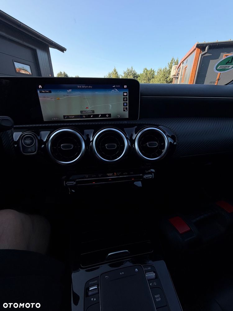 Mercedes-Benz CLA 180 d 7G-DCT Edition 2020 - 16