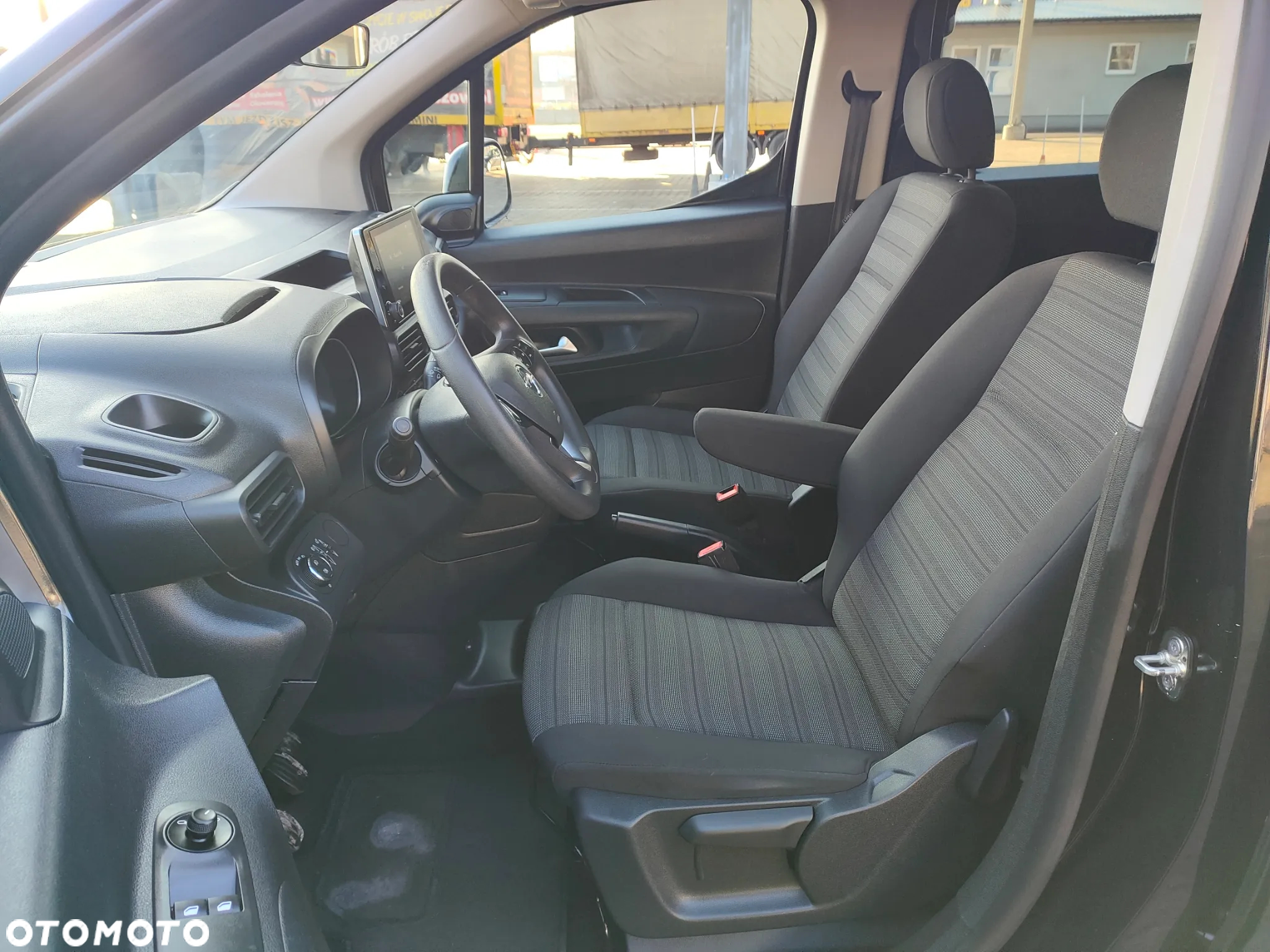 Opel Combo L 1.5 BlueHDi S&S - 20