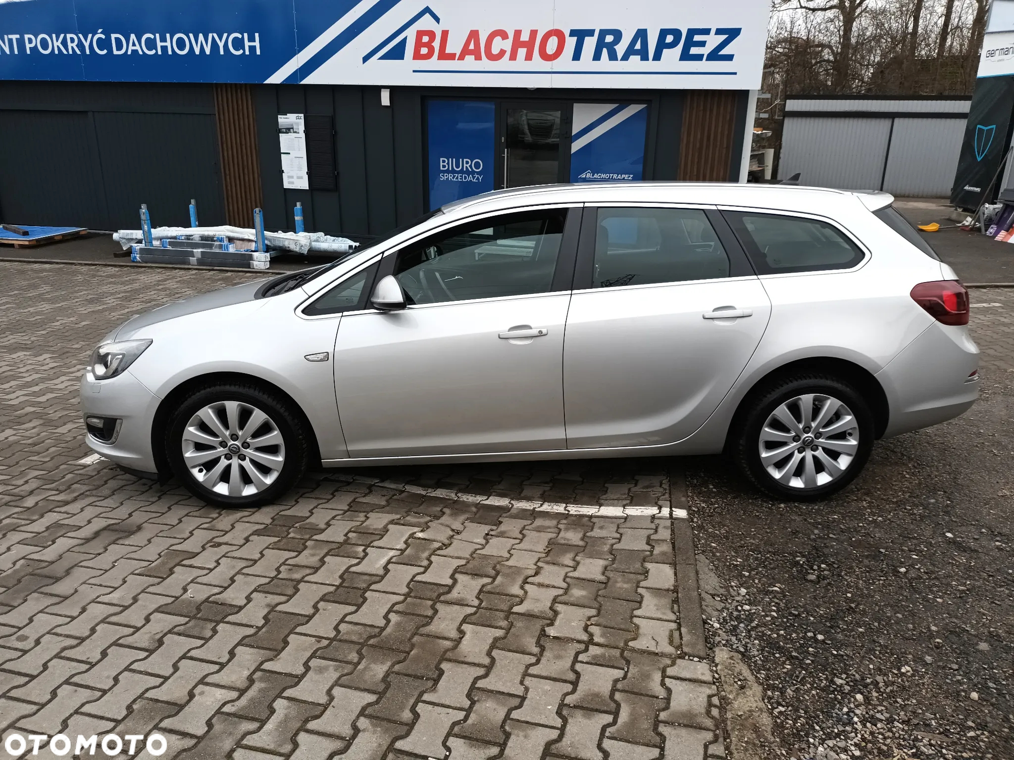 Opel Astra 1.4 Turbo Innovation - 4