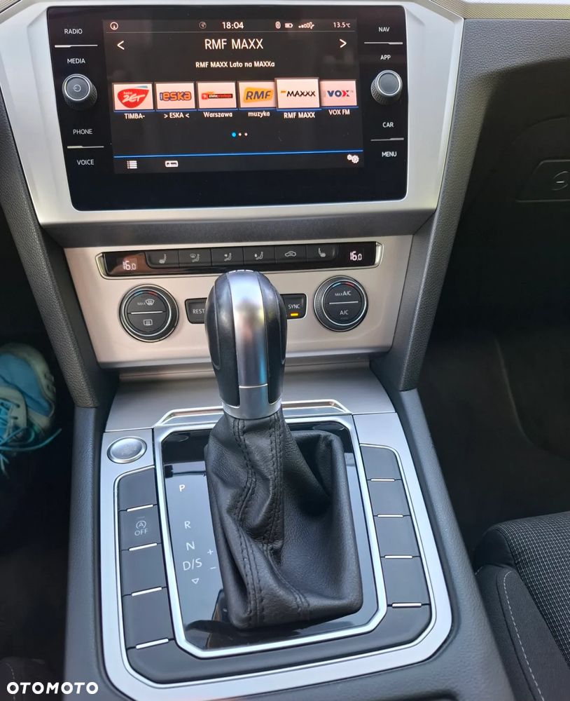 Volkswagen Passat 1.8 TSI BMT Comfortline DSG - 17