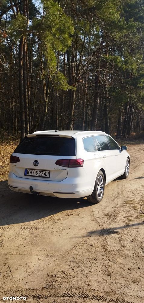 Volkswagen Passat - 13