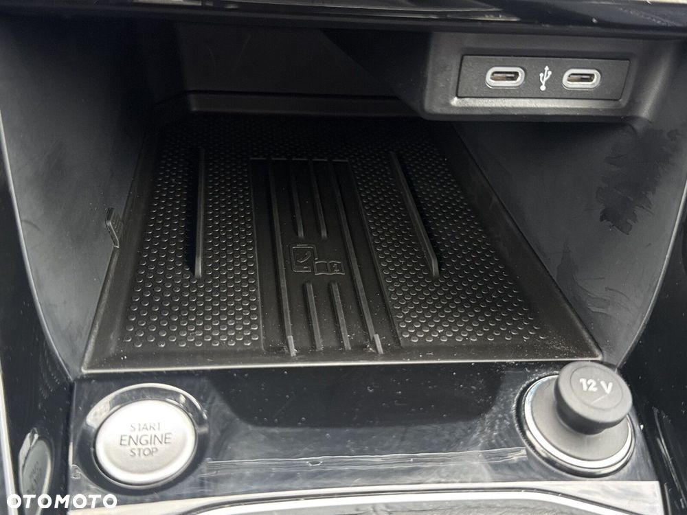 Volkswagen T-Cross 1.0 TSI Style DSG - 24