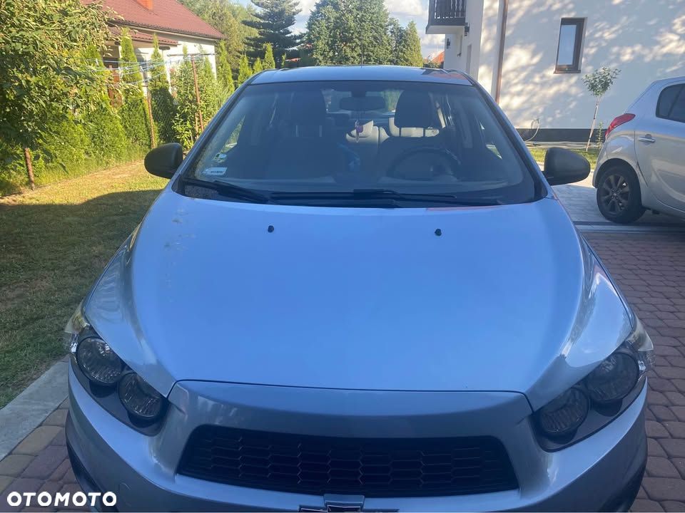 Chevrolet Aveo 1.2 LS - 4