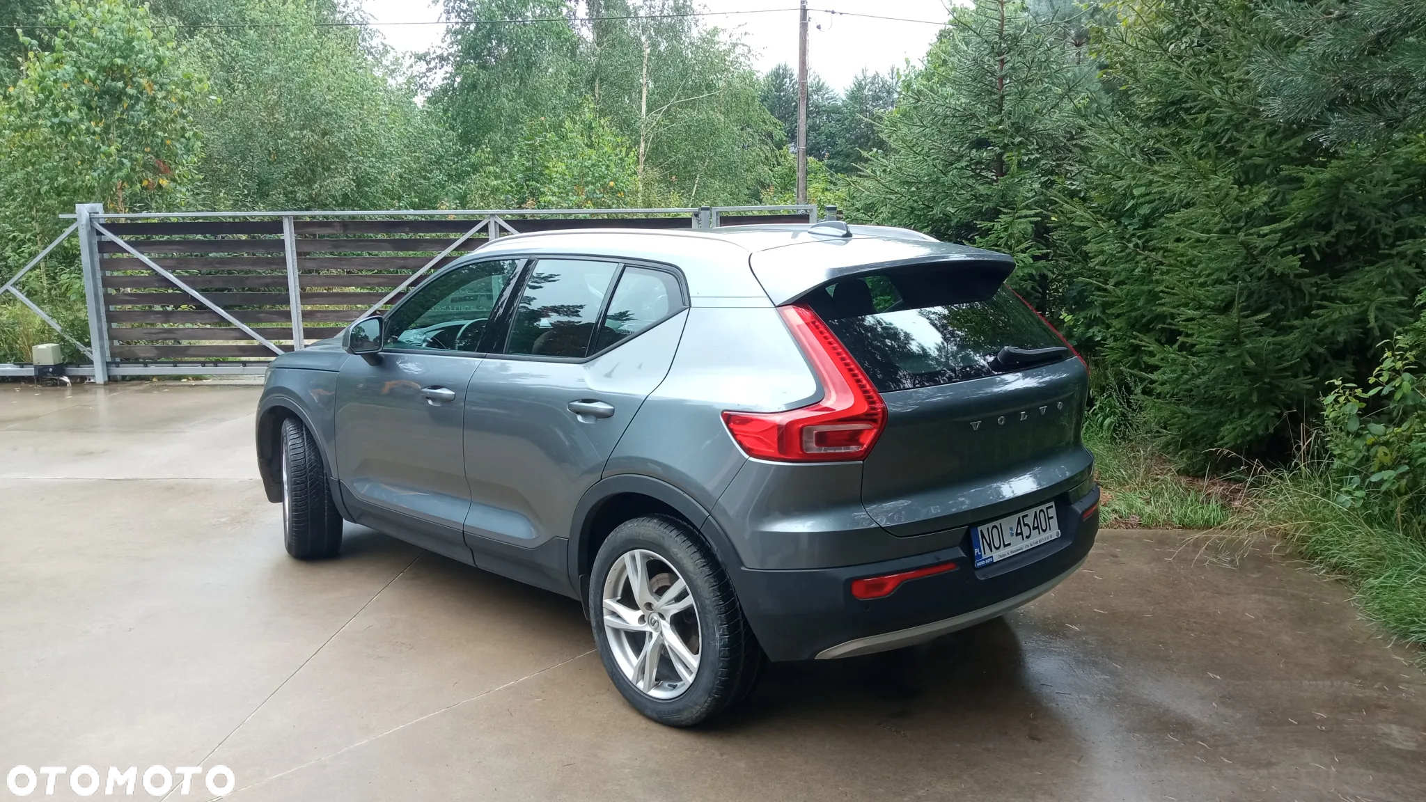 Volvo XC 40 D3 AWD Momentum Pro - 3
