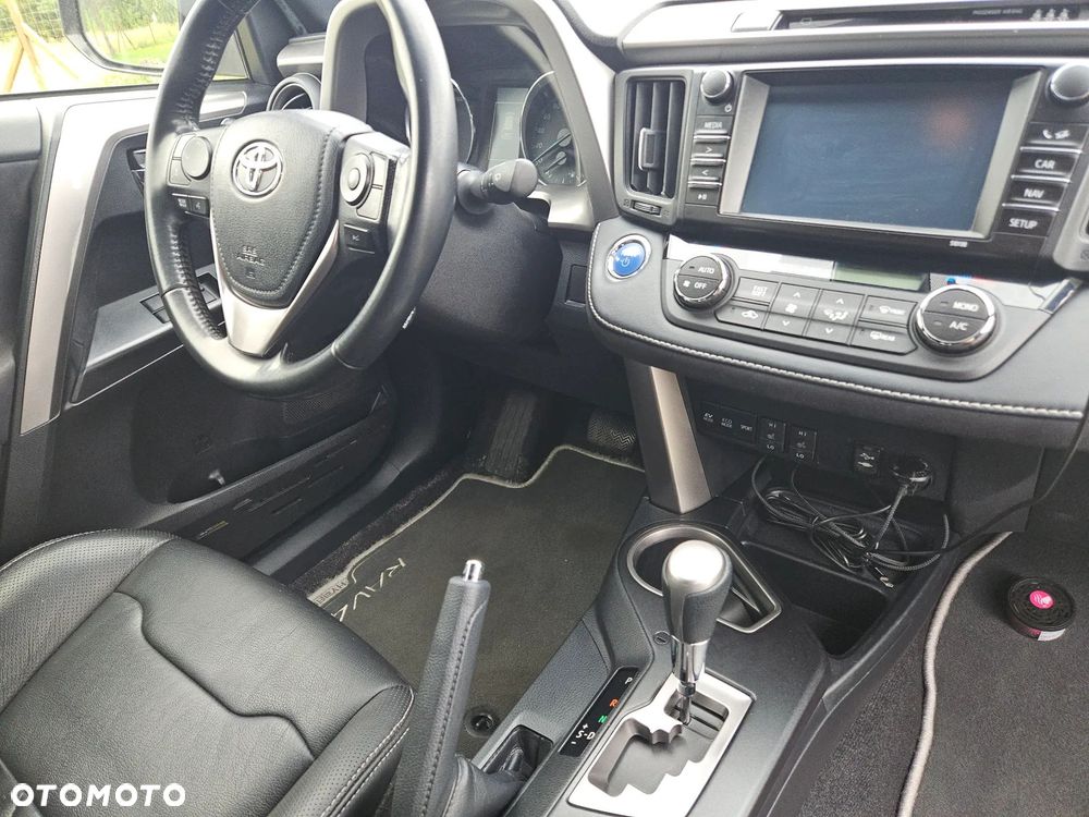 Toyota RAV4 Hybrid Prestige 4x2 - 24