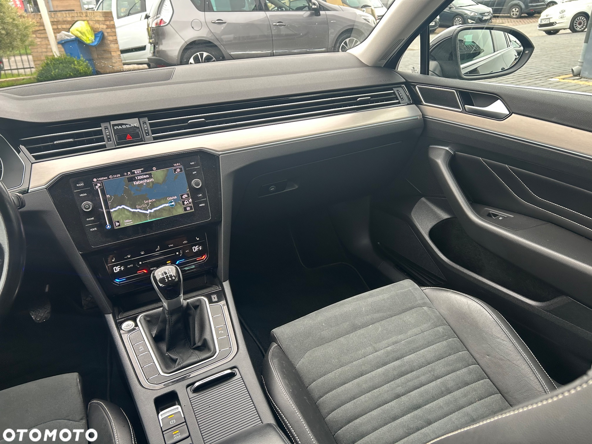 Volkswagen Passat Variant 2.0 TDI (BlueMotion Technology) Trendline - 26