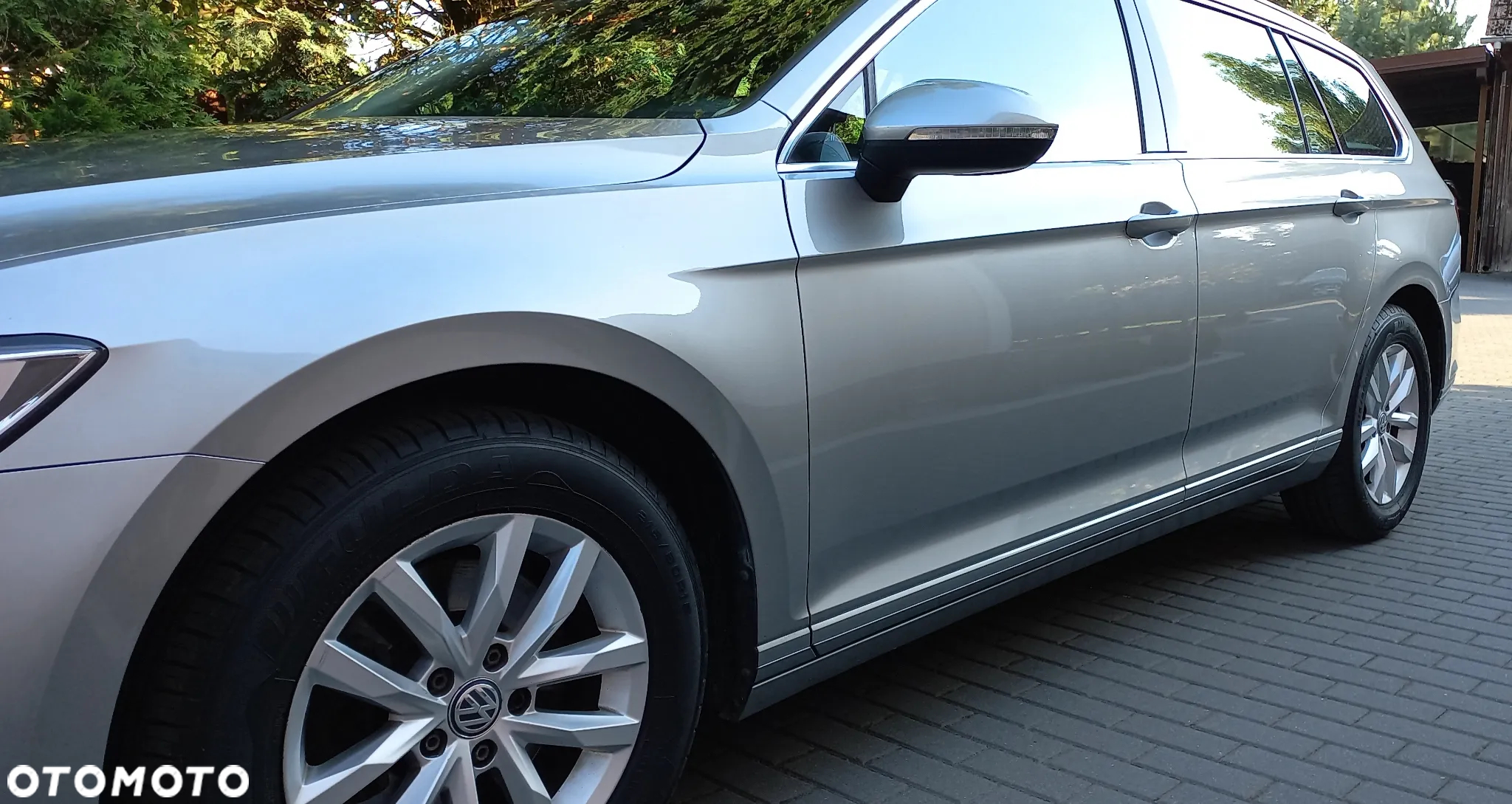 Volkswagen Passat - 9
