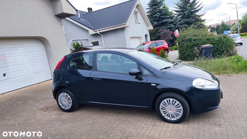 Fiat Grande Punto 1.4 8V Dualogic Active - 20