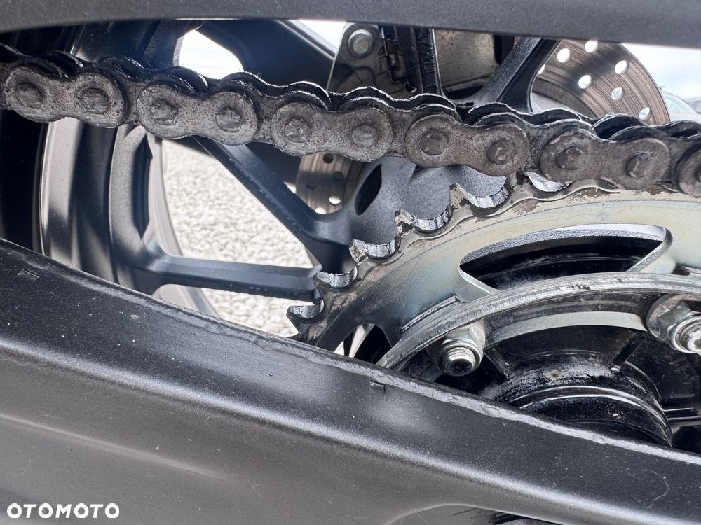 Yamaha MT - 7