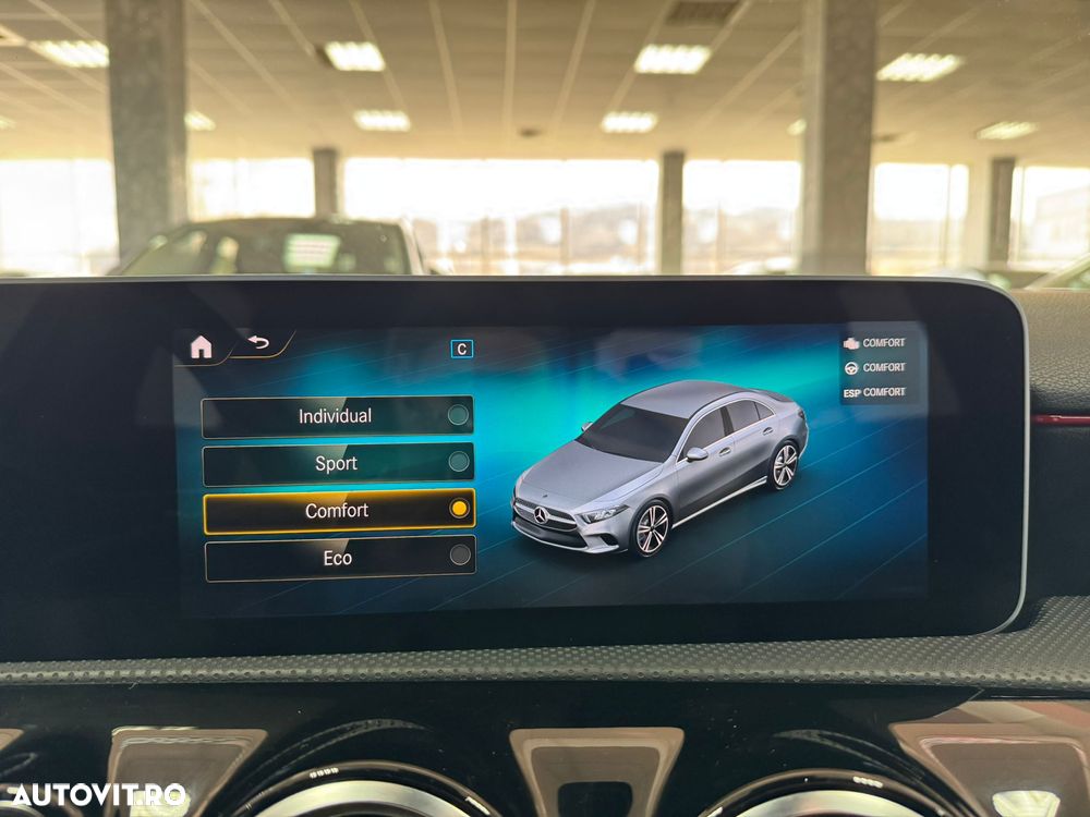 Mercedes-Benz A 180 d Sedan 7G-DCT AMG Line - 31