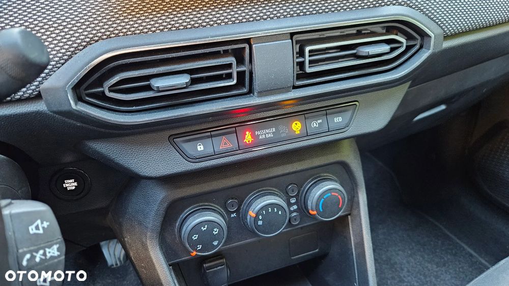 Dacia Sandero - 31