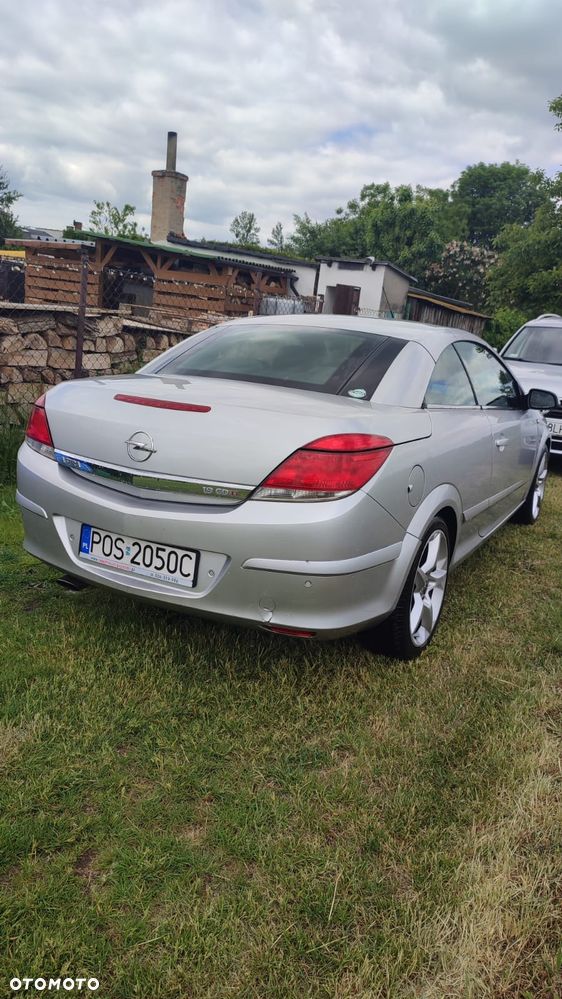 Opel Astra 1.9 CDTI Cosmo - 15