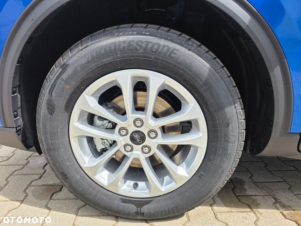 Ford Kuga - 31