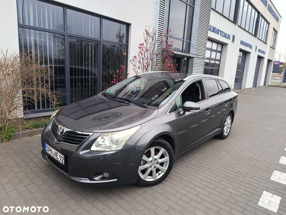 Toyota Avensis 2.0 Sol plus - 1