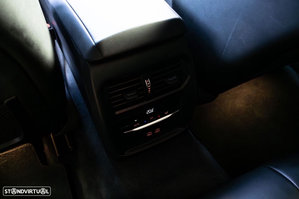 BMW 430 i Desportiva M Auto - 32