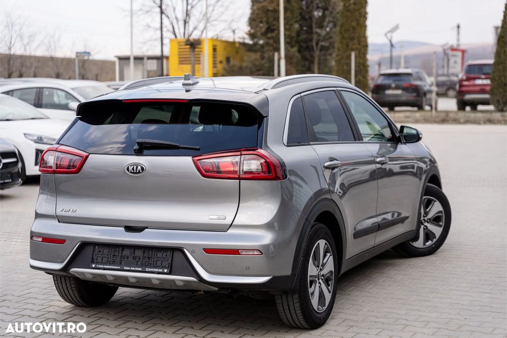 Kia Niro 1.6 GDI HEV 2WD OPF Aut. Spirit - 4