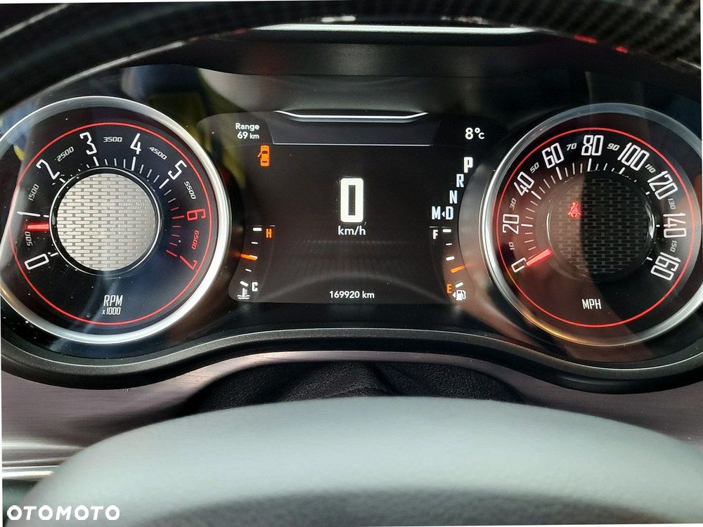 Dodge Challenger - 30