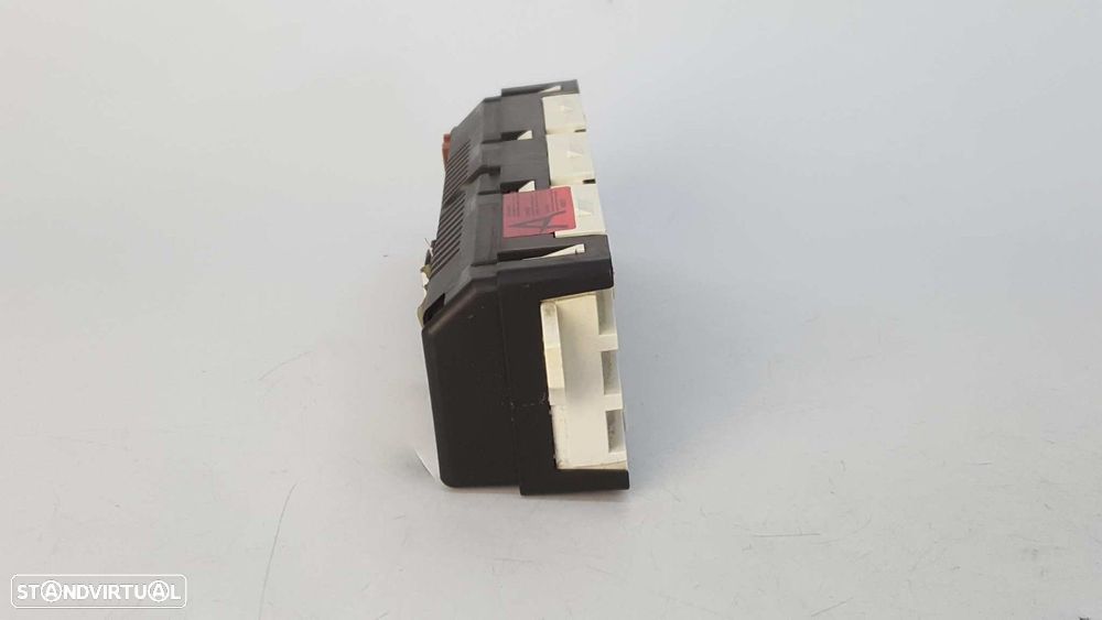 TELA/ECRÃ MULTIFUNÇÕES PEUGEOT PARTNER KOMBI PREMIUM - 3