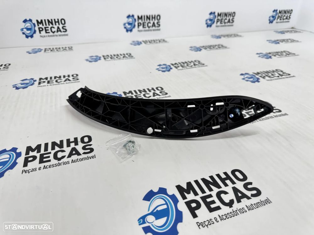 Puxador Frontal Direito BMW Série 3/4 (F30 F31 F35 F32 F36) Preto - 4