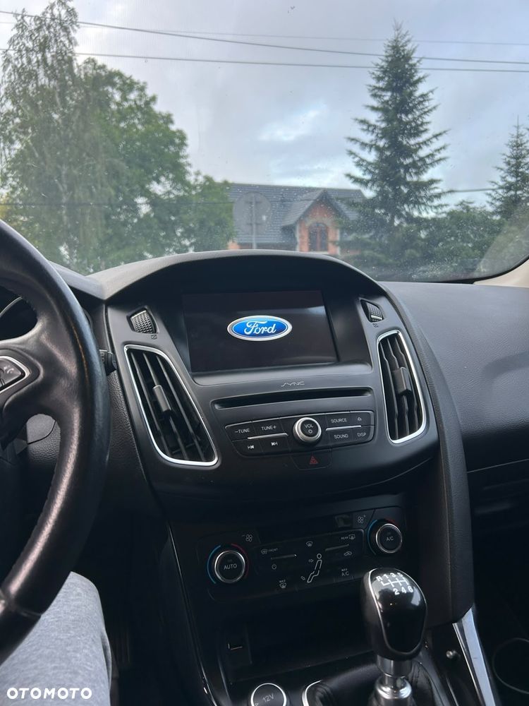 Ford Focus - 9