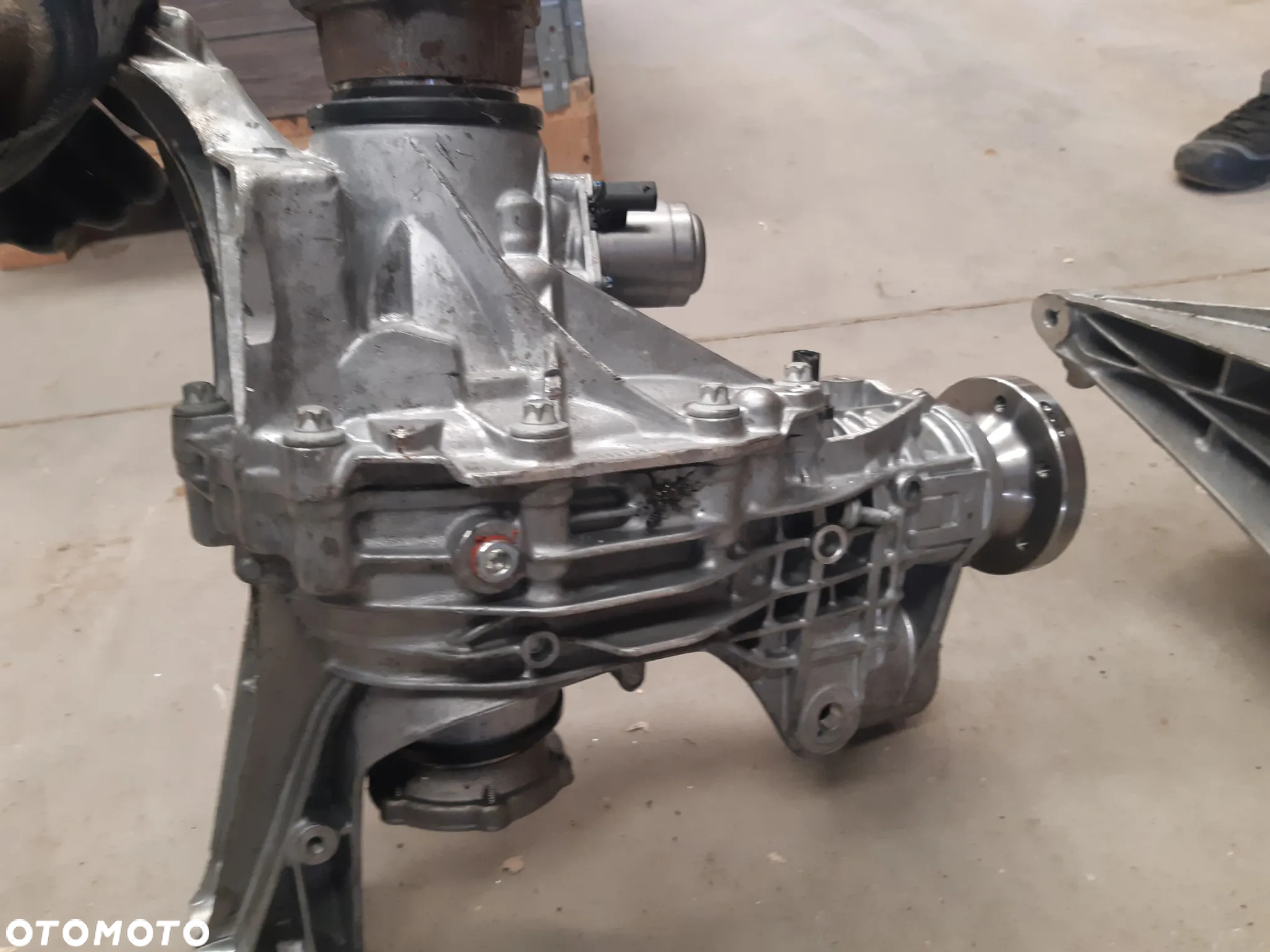 Most tylny dyferencjał dyfer Audi A4 B9 A5 F5 2.0 TFSI 44:10 4.4 0B0500043G SNK - 5