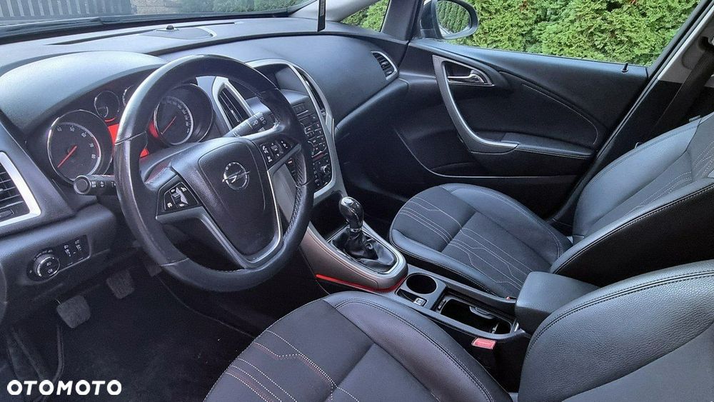 Opel Astra - 11