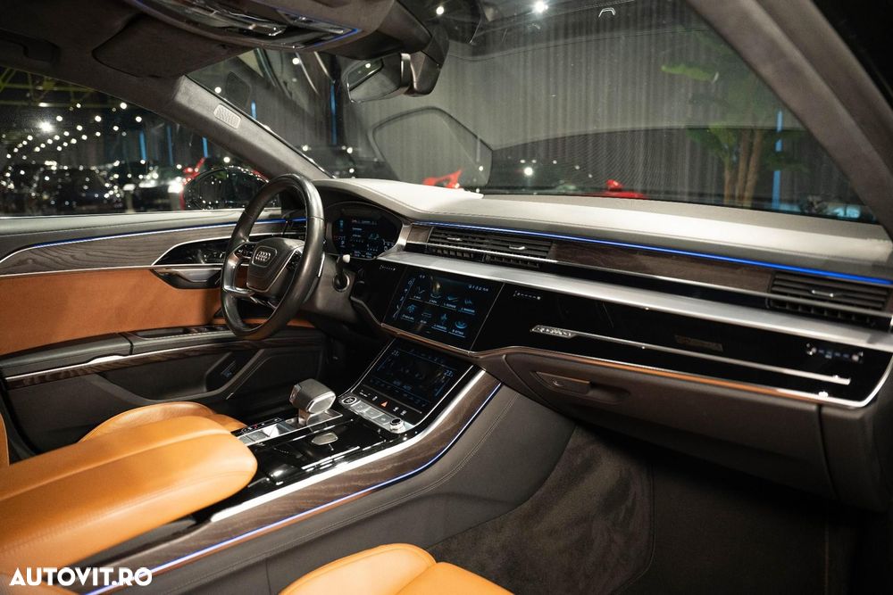 Audi A8 55 TFSI quattro Tiptronic MHEV - 28