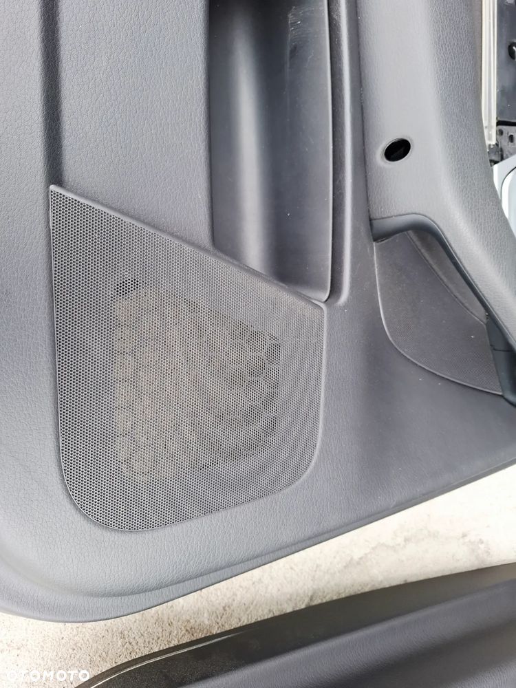 Boczki Drzwi Komplet Czarne Ambiente Audi A6 C6 Kombi/Sedan - 22