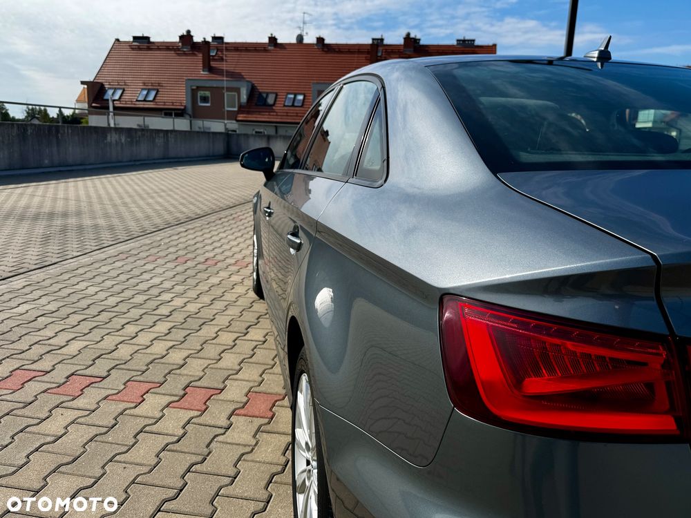 Audi A3 Limousine 1.6 TDI S tronic - 6