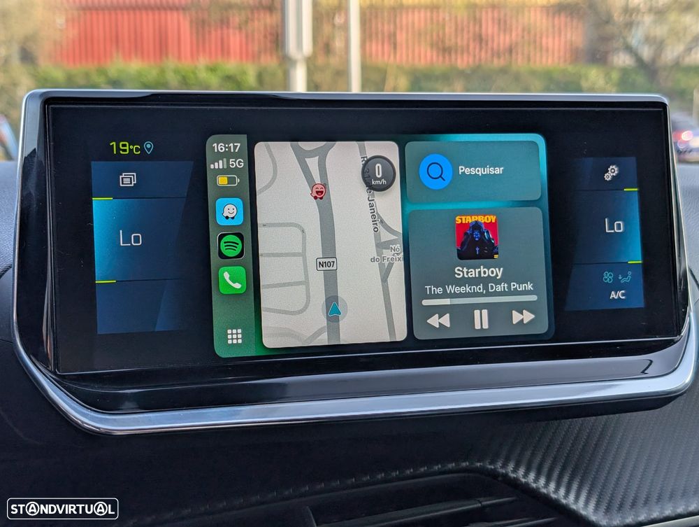 Peugeot e-2008 Allure Pack - 16