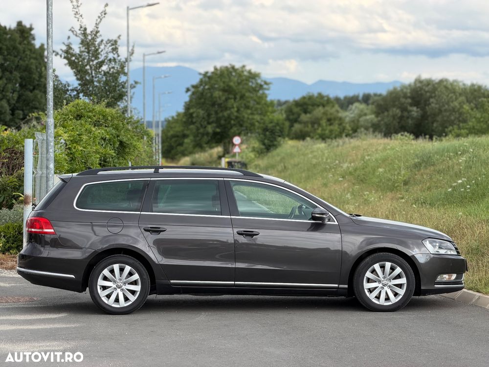 Volkswagen Passat 2.0 TDI DSG BlueMotion Technology Comfortline - 5