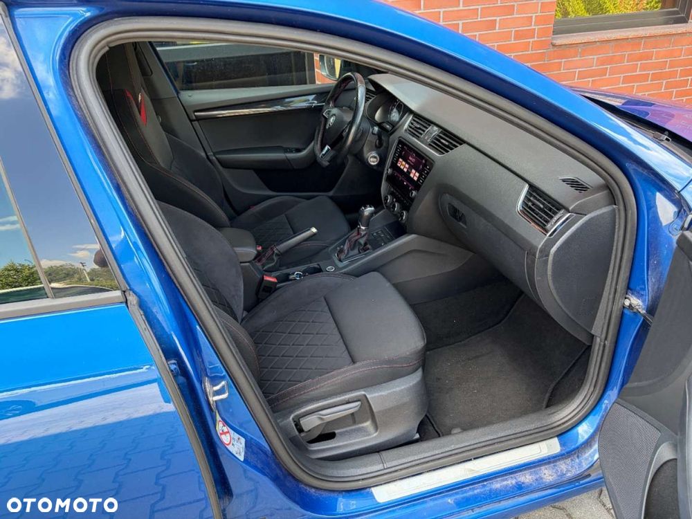 Skoda Octavia 2.0 TDI SCR 4x4 RS DSG - 14