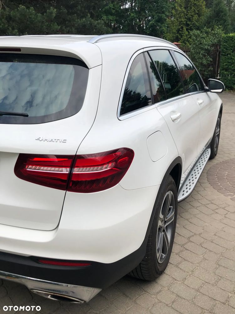 Mercedes-Benz GLC - 12