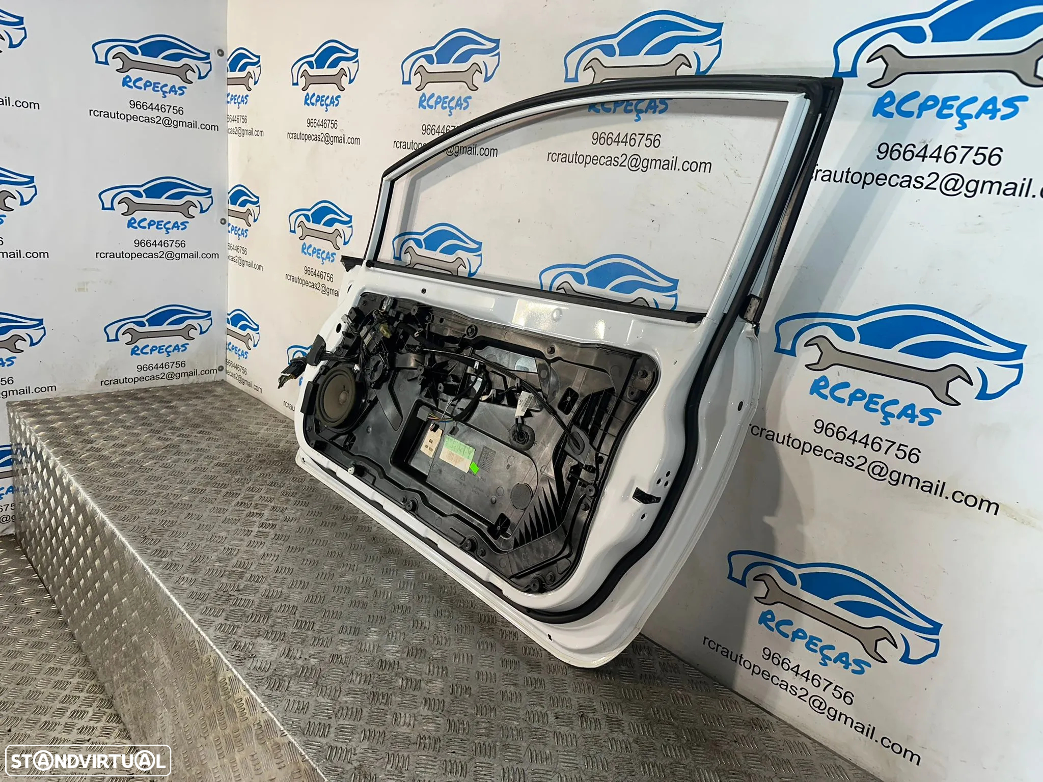 Porta Frente Frontal Direita Ford Fiesta 6 MK6 5 Portas 2008 - 2016 - 6