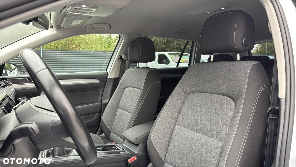 Volkswagen Passat 1.5 TSI EVO Business - 13