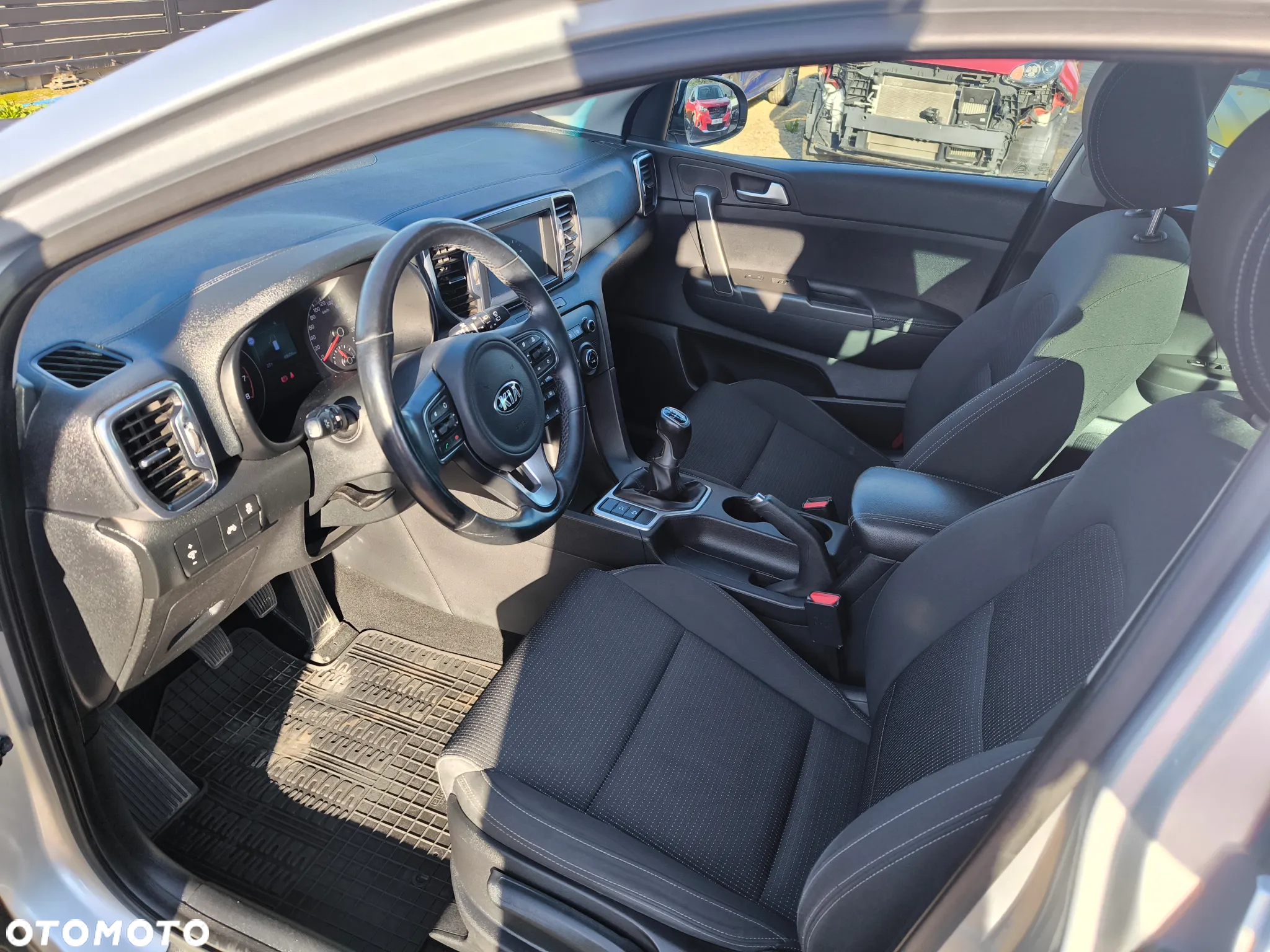 Kia Sportage - 14