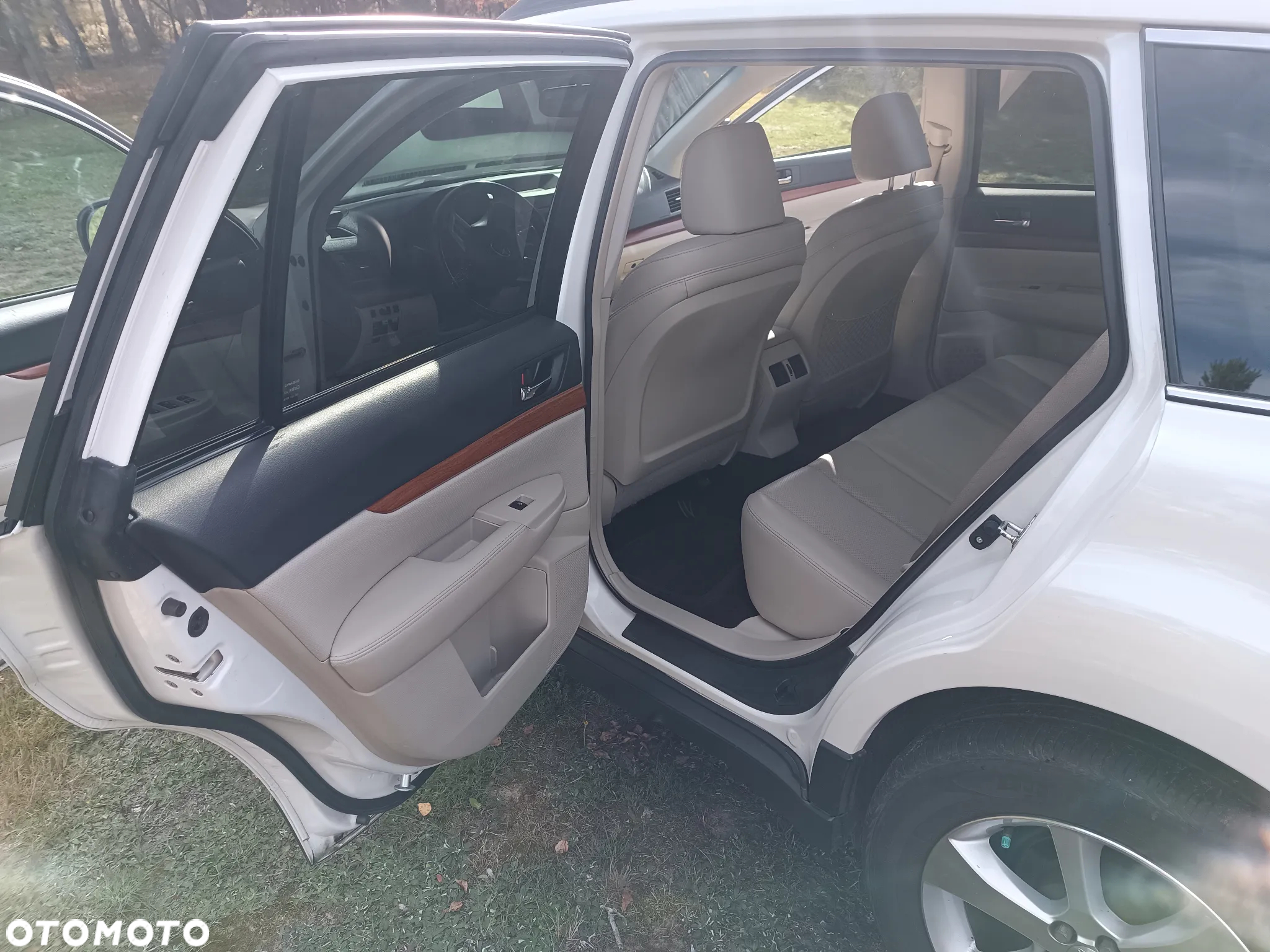 Subaru Outback - 12