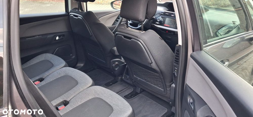 Citroën C4 Grand Picasso - 11