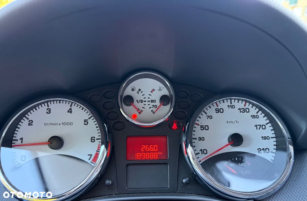 Peugeot 207 95 VTi Urban Style - 27