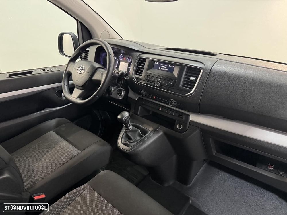 Toyota Proace Verso 1.5 D-4D L1 1.0T Comfort 9L - 9