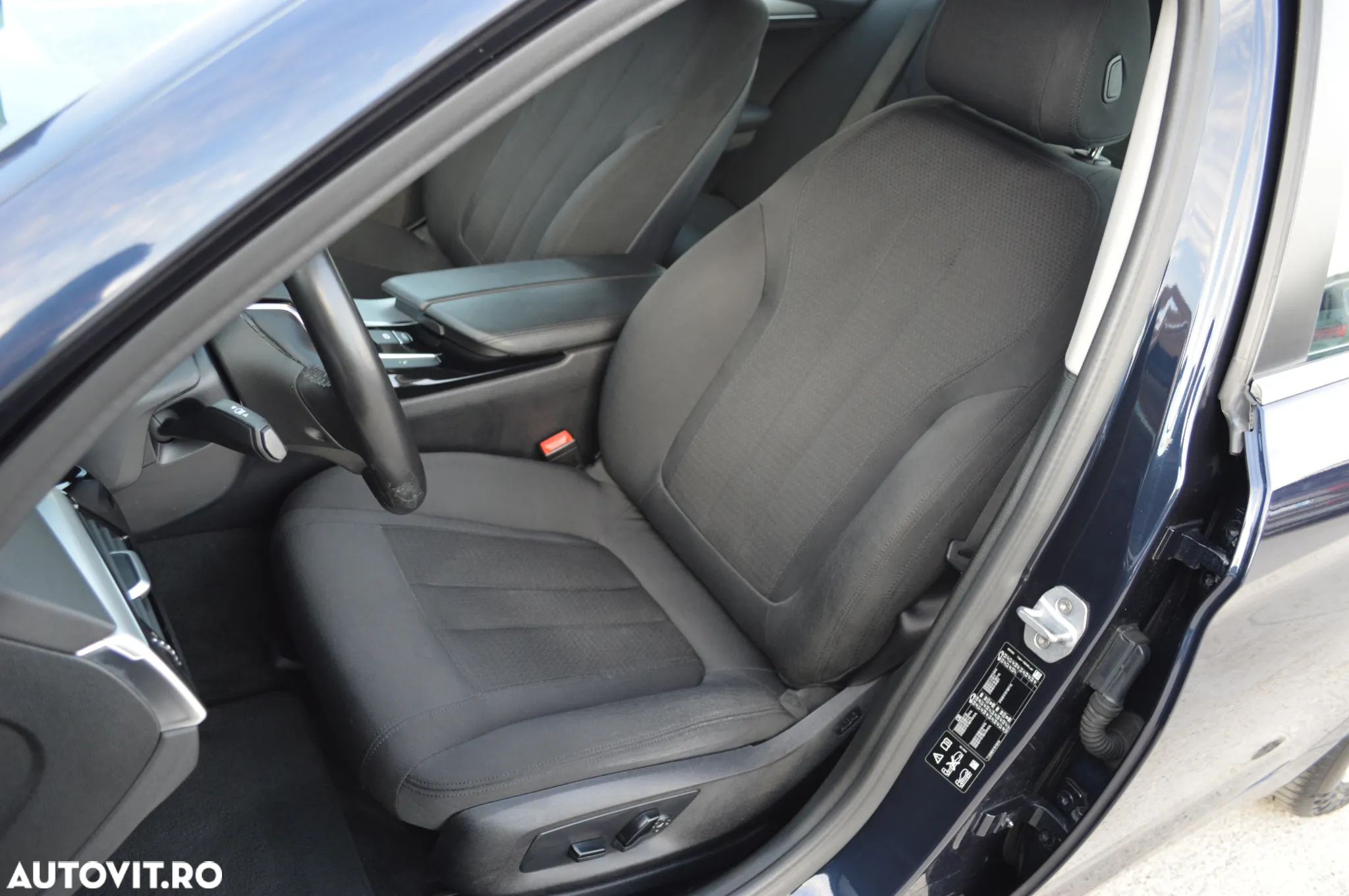 BMW Seria 5 520d xDrive Aut. - 15