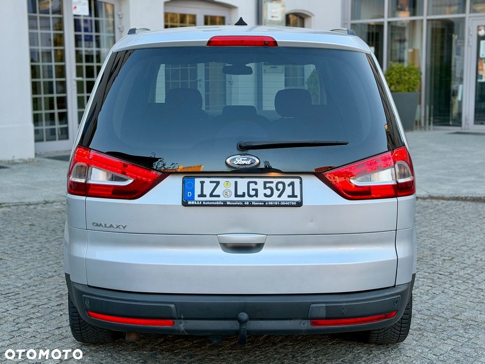 Ford Galaxy 2.0 TDCi DPF Titanium - 11