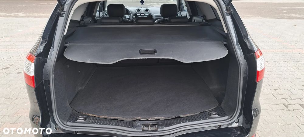Ford Mondeo SW 2.5 Titanium S - 28