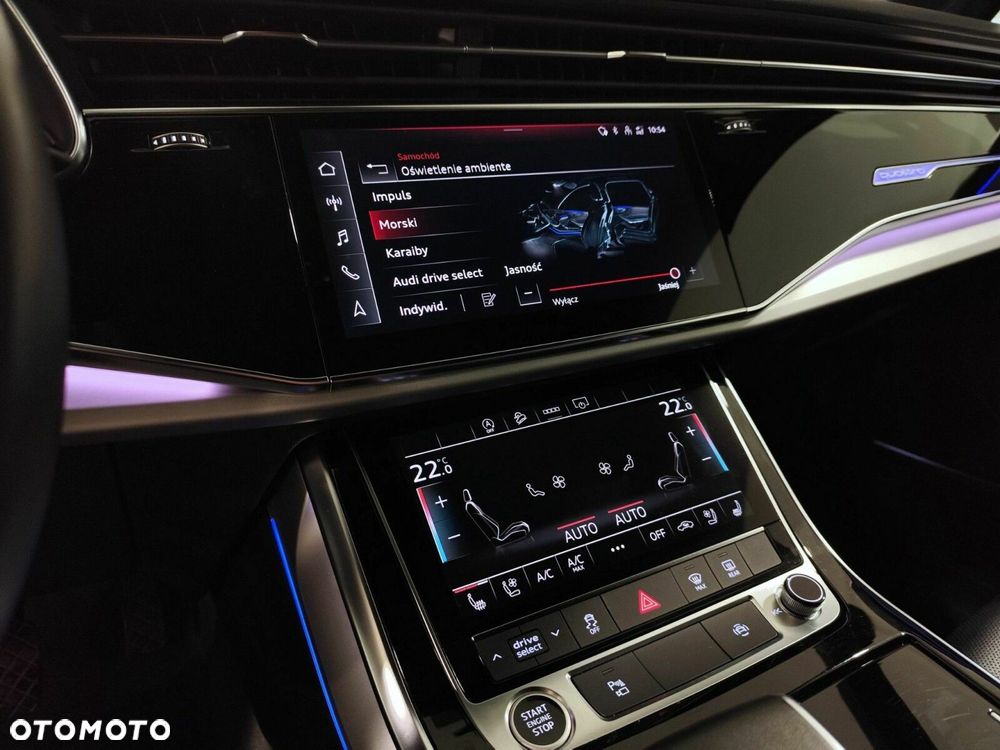 Audi Q7 - 11