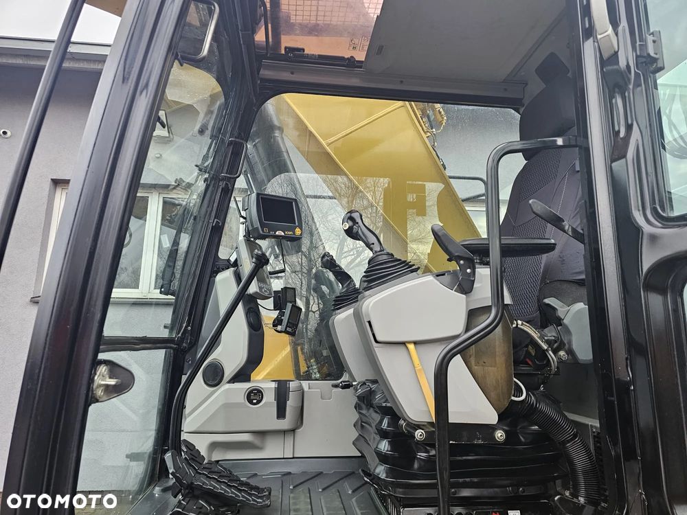 Caterpillar 325FLCR - 7