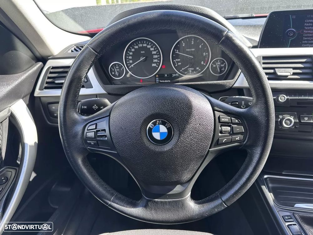 BMW 316 d Line Sport - 31