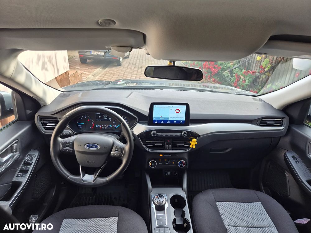 Ford Kuga 1.5 EcoBlue A8 FWD Titanium - 4