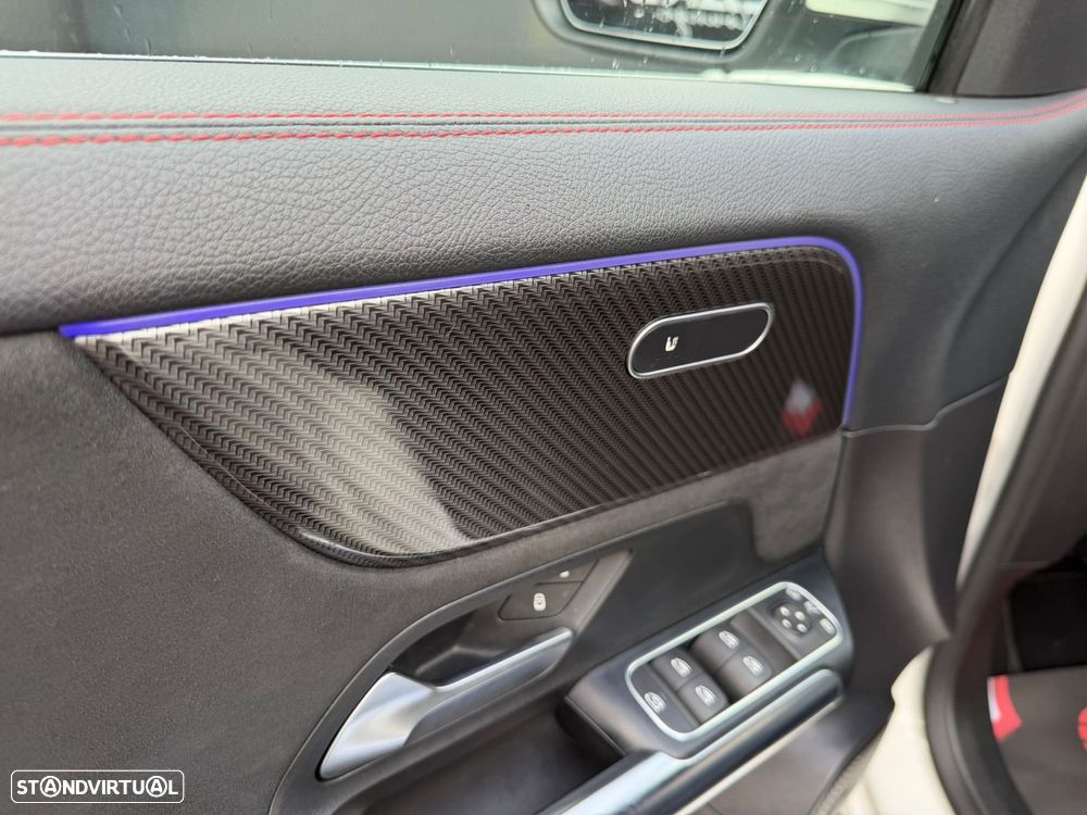 Mercedes-Benz GLA 250 e AMG Line - 20