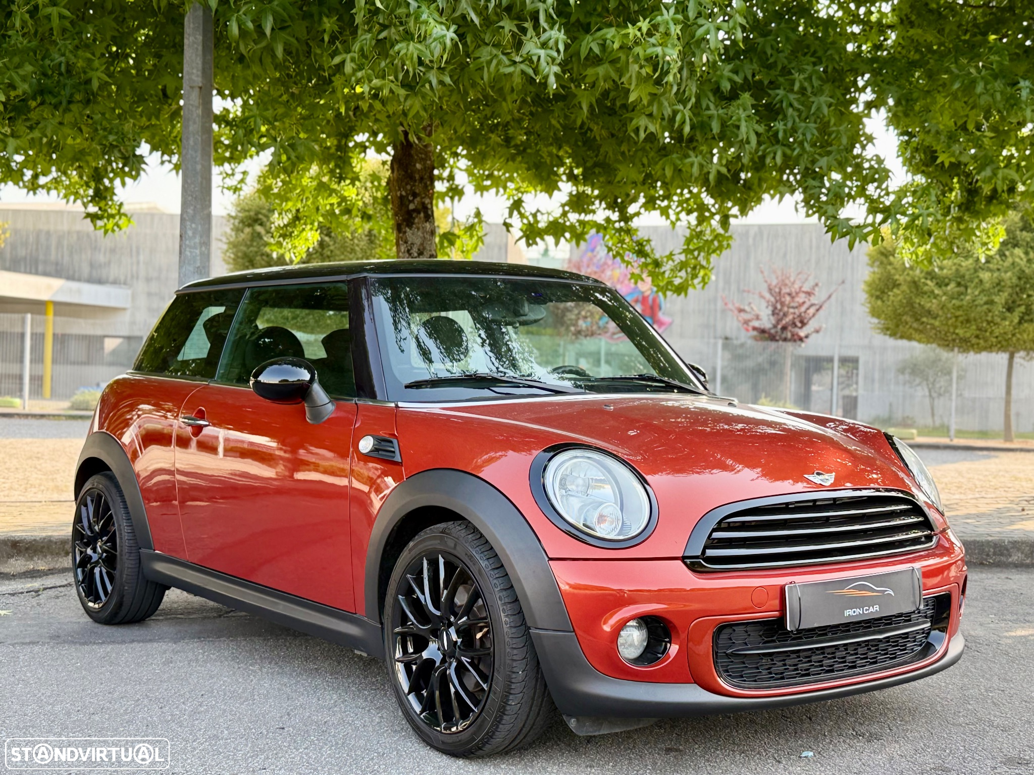 MINI 3 Portas Cooper D - 2