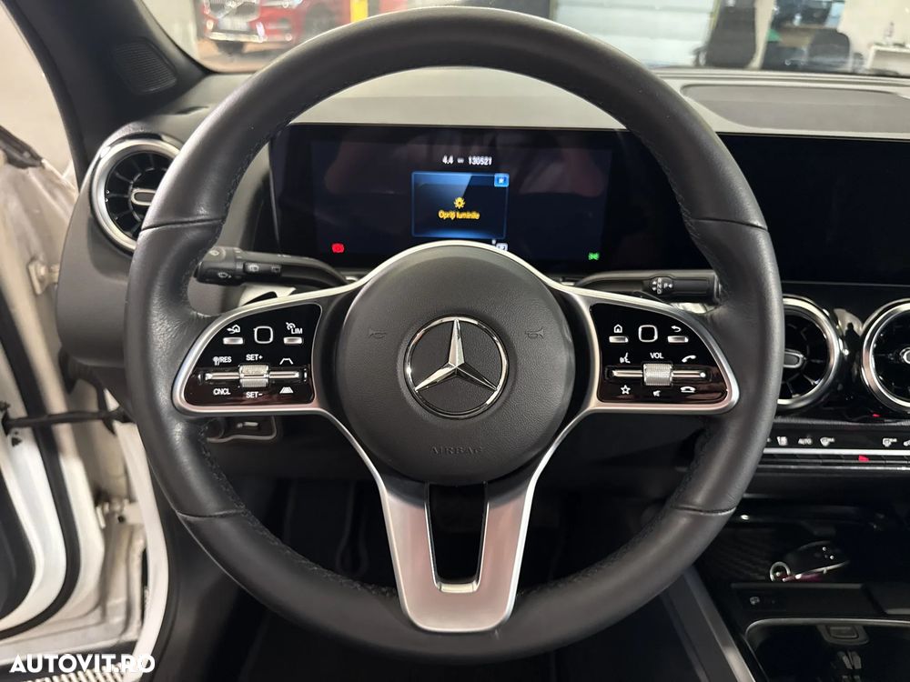 Mercedes-Benz GLB 200 d 4MATIC 8G-DCT - 17